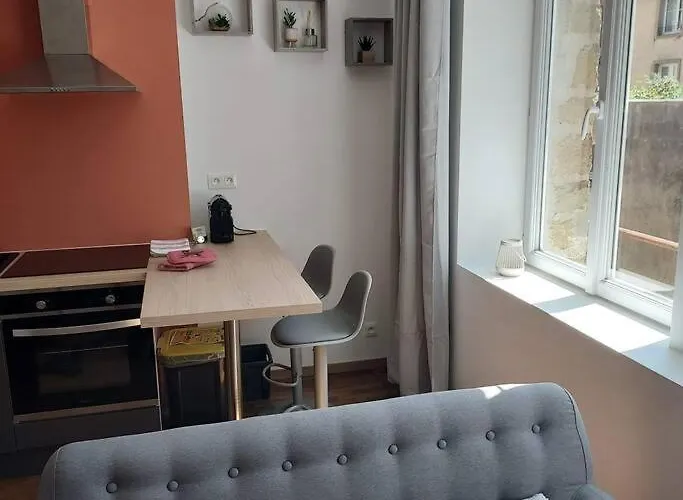 Joli F2 Hyper Centre *