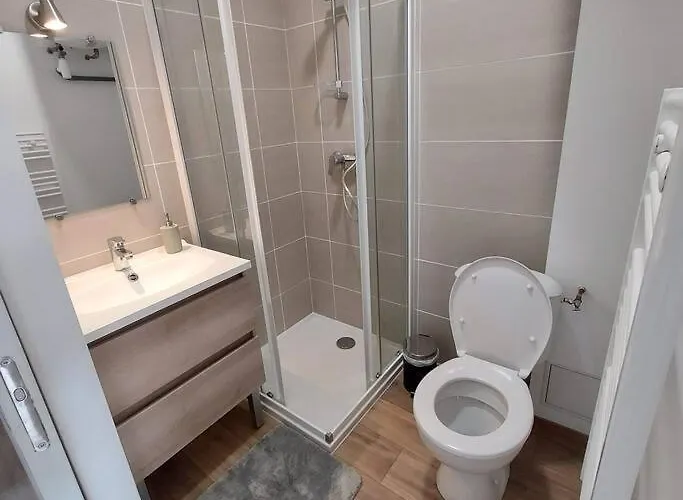 Joli F2 Hyper Centre Κουτάνς